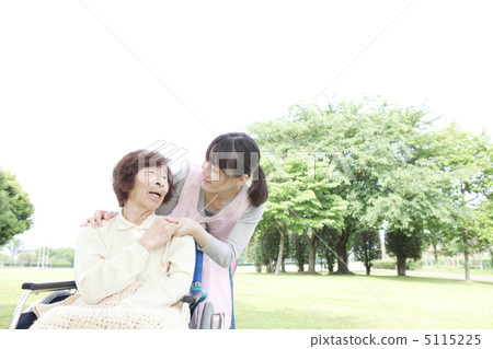 Nursing care 5115225