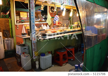 Korean stalls 5115706