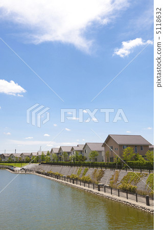 越谷市新市鎮 5118632