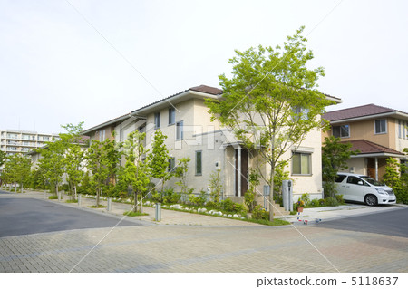 越谷市新市鎮 5118637