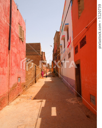 Morocco: Bengeriir Morocco: Bengeriir 5120739