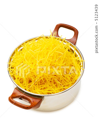 Spaghetti pot isolated on the white background Spaghetti pot isolated on the white background 5123439