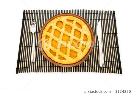 Sweet pie isolated on the green background 5124220