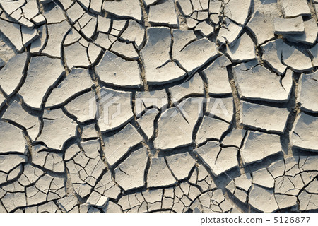 破碎的泥 5126877