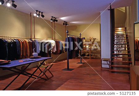 米蘭時裝精品店 米蘭時裝精品店 5127135