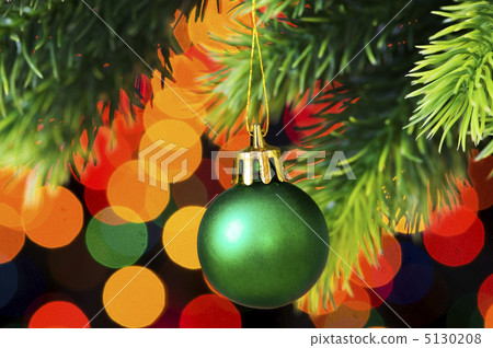 Christmas decoration and blurred lights at background 5130208