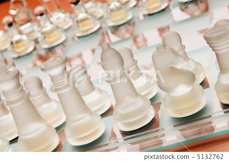 Set of chess figures on the playing board 5132762