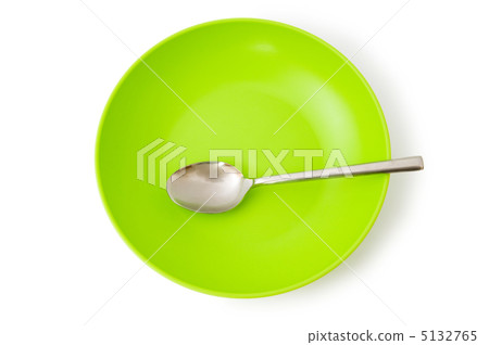 Set of utensils arranged on the table Set of utensils arranged on the table 5132765