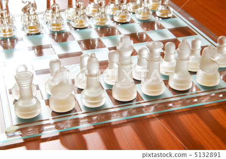 Set of chess figures on the playing board Set of chess figures on the playing board 5132891