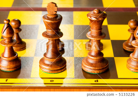 Set of chess figures on the playing board 5133226
