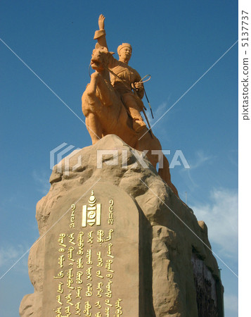 Mongolian Ulaanbaatar Sukhbaatar statue Mongolian Ulaanbaatar Sukhbaatar statue 5137737