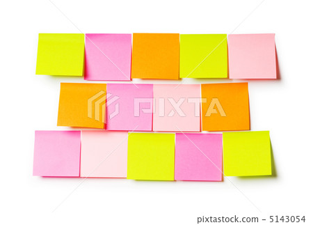 Reminder notes isolated on the white background Reminder notes isolated on the white background 5143054