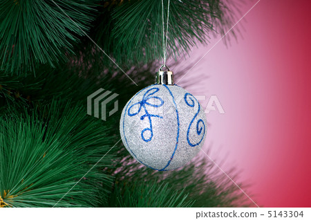 Christmas decoration on the tree - holiday concept Christmas decoration on the tree - holiday concept 5143304