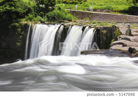 Waterfall of Hatassiri 5147098