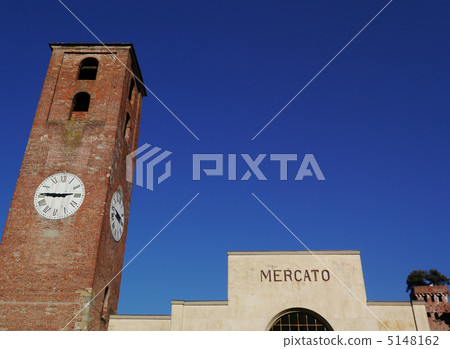 Carmine Street Mercato clock tower 5148162