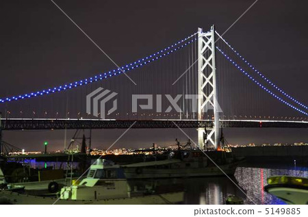 Night view of Akashi Kaikyo Bridge 5149885