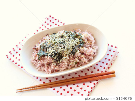 Millet of rice with crepe and nori 5154076