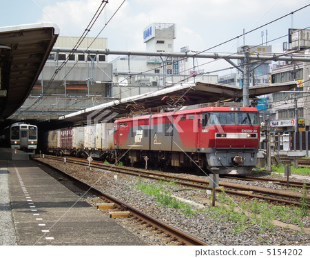 Freight train EH 500 container Omiya station 5154202