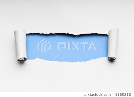 Torn paper with space for your message 5160218