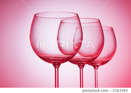 Wine glasses against gradient background Wine glasses against gradient background 5161465