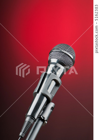 Audio microphone against the background 5162383