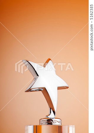 Star award against gradient background 5162385