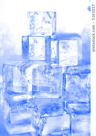 ICE Cube _ 780 ICE Cube _ 780 5163837