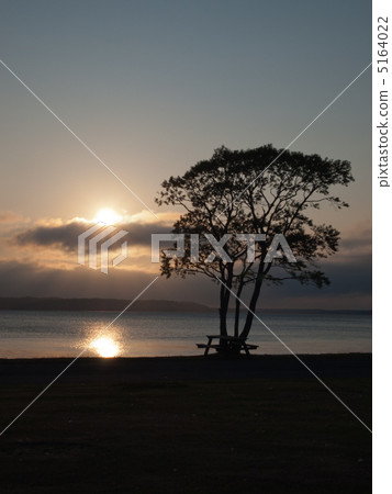 Lake Cucalaro sunset view 5164022