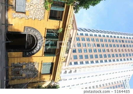 Hoa Lo營地前面 Hoa Lo營地前面 5164485