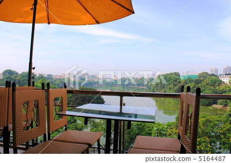 Hanoi's cafe (outside the store) Hanoi's cafe (outside the store) 5164487