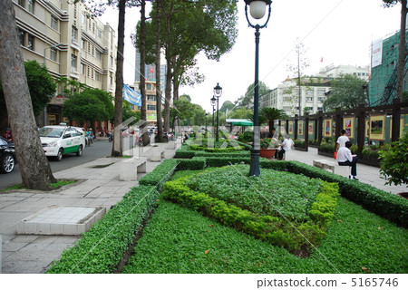 Ho Chi Minh City People's Theater Front Road 5165746