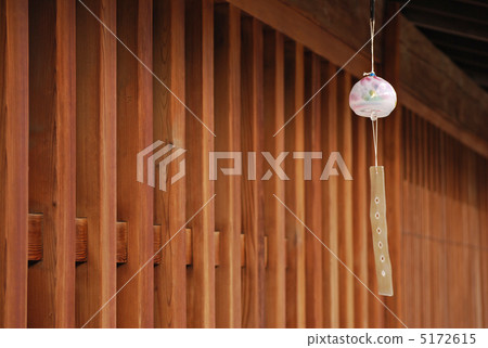 Sliding doors and wind chimes 5172615