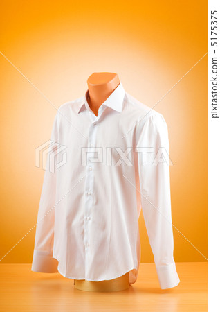 Male shirt against gradient background 5175375