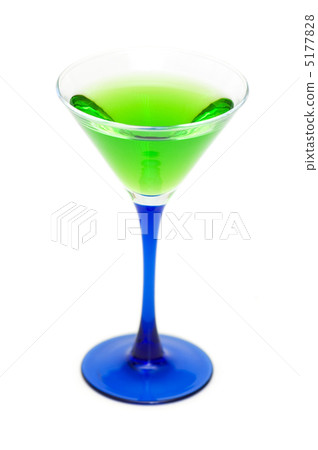 Green cocktais isolated on the white background Green cocktais isolated on the white background 5177828
