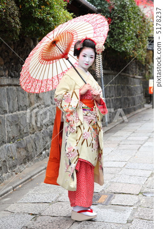 Maiko image Maiko image 5178237