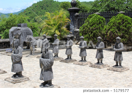 石雕保護卡丁墓 5179577