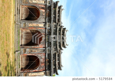 明湯姆寺的歷史大門 5179584