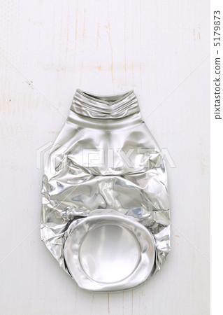 Aluminum cans Aluminum cans 5179873