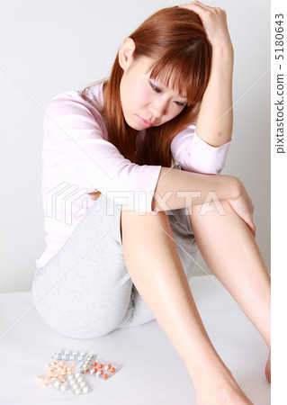吸毒成癮 5180643