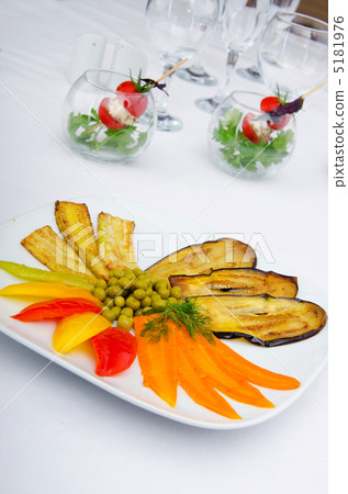 Grilled vegetables served in the plate 5181976