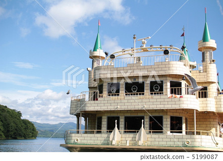 Summer sightseeing boat trip to Lake Toya Hokkaido Summer sightseeing boat trip to Lake Toya Hokkaido 5199087