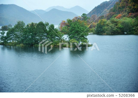 秋元湖墜落 5208366