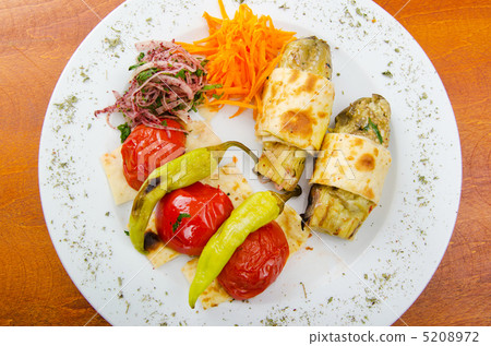 Grilled vegetables served in the plate Grilled vegetables served in the plate 5208972
