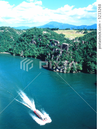 夏季Enaki峽谷 夏季Enaki峽谷 5213268