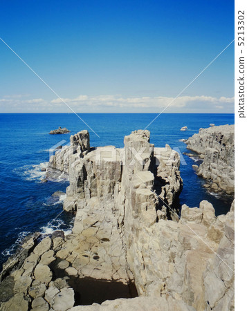 Eastern boy in summer 5213302