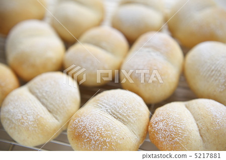 Bread  5217881