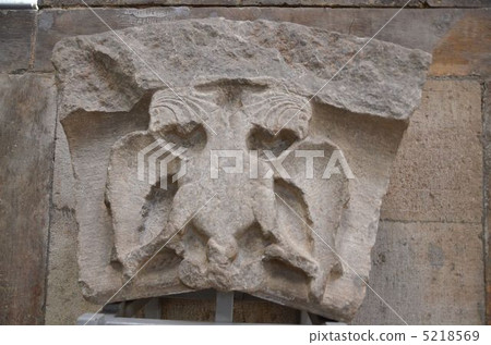 Inge Minare博物館的雙頭鷹浮雕 5218569