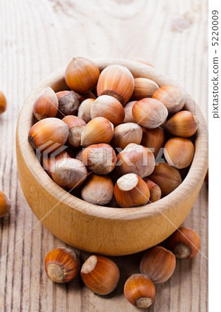 hazelnuts hazelnuts 5220009