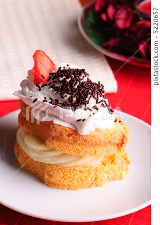 Sponge cake 5220657