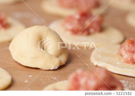 Pelmeni preparation Pelmeni preparation 5221582